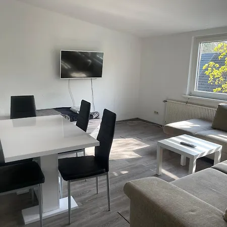 Apartment Monteurwohnung 5 Einzelbetten Kostenloser Stellplatz Wlan *
