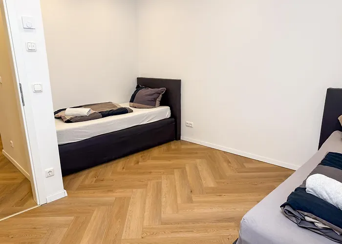 公寓 Ruhr Business Mit 5 Einzelbetten Privat Parkplatz 埃森